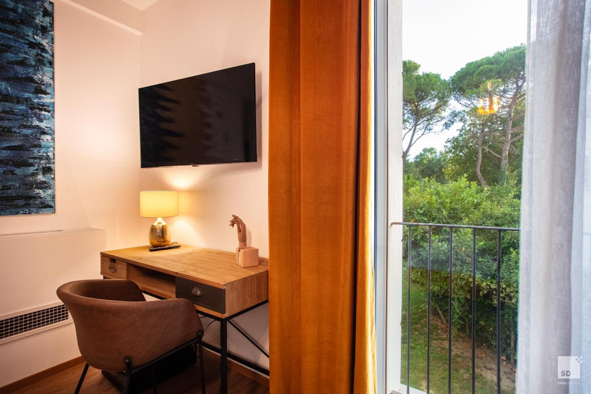 La Casa Nel Parco Luxury B&B Сан-Ладзаро-ди-Савена Экстерьер фото